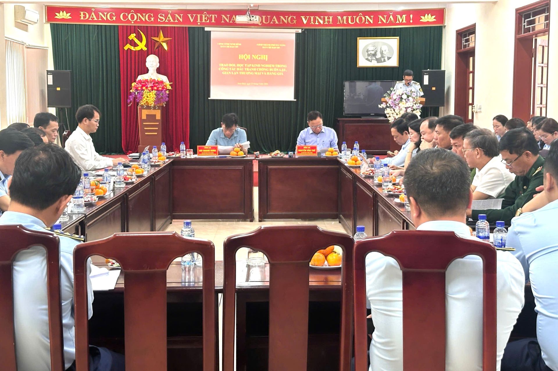 buổi làm việc buổi làm việc