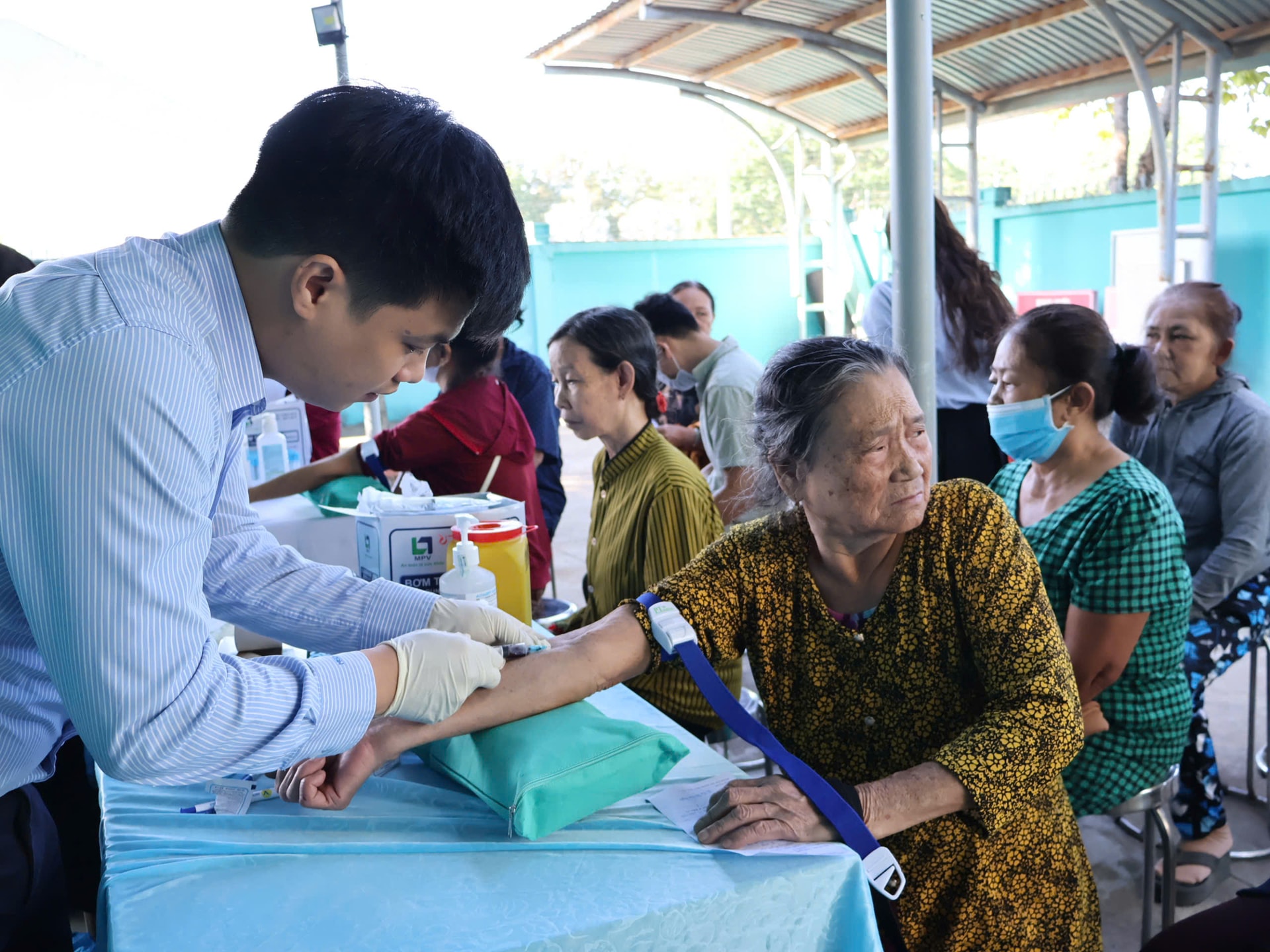 TP. HCM triển khai 60 điểm khám miễn phí cho 16.000 người dân