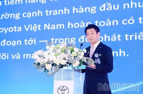 Ông Hirata Osamu - Tổng Giám đốc Toyota Việt Nam phát biểu tại chương trình. Ông Hirata Osamu - Tổng Giám đốc Toyota Việt Nam phát biểu tại chương trình.