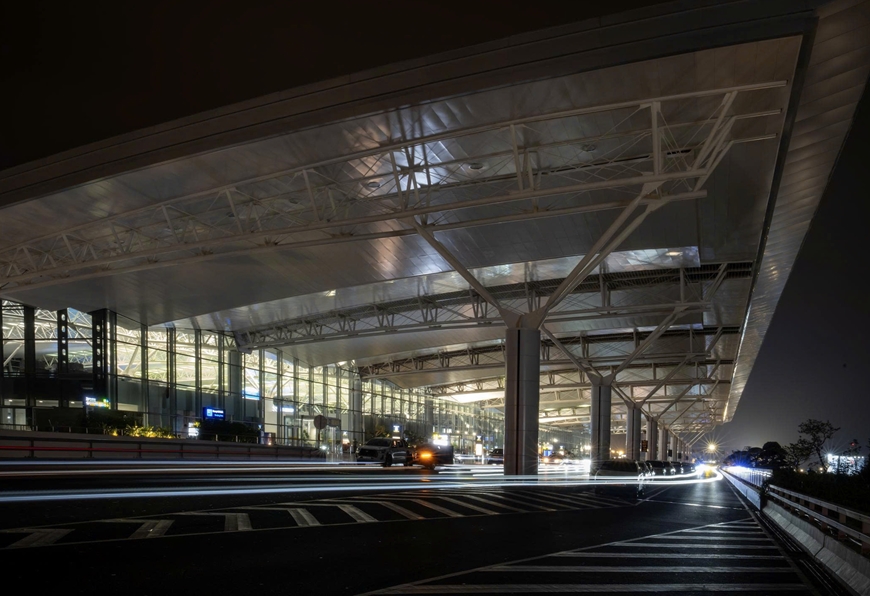 Các thiết bị điện không thiết yếu sẽ được tiết giảm trong thời gian hưởng ứng Giờ Trái đất. Các thiết bị điện không thiết yếu sẽ được tiết giảm trong thời gian hưởng ứng Giờ Trái đất.