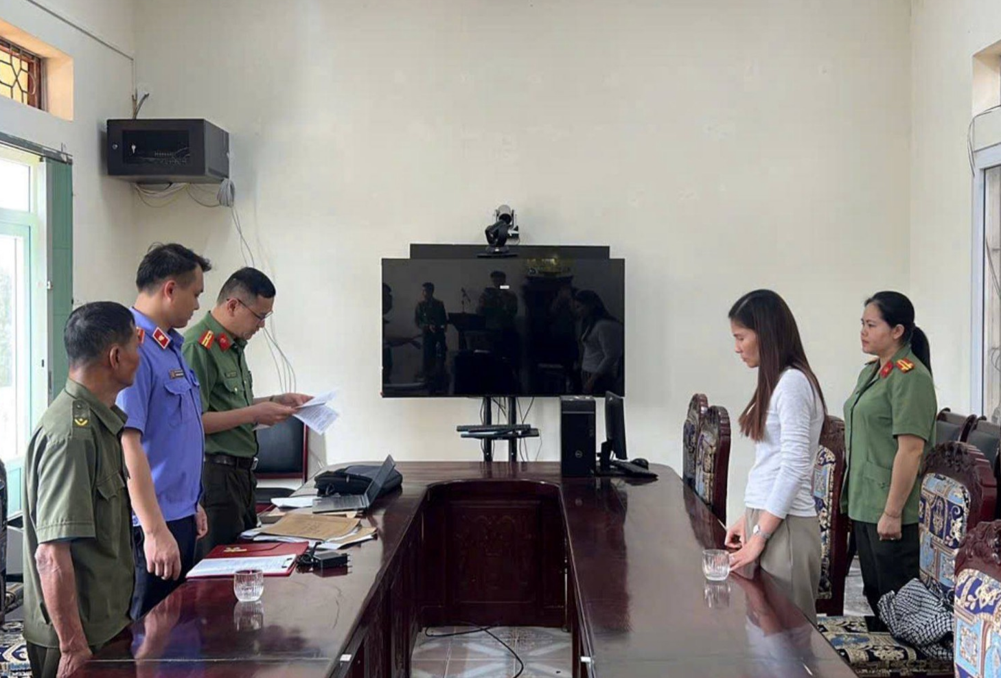 Cao Bằng: Bắt tạm giam nữ giám đốc lập công ty "ma" xuất khống số lượng lớn hóa đơn