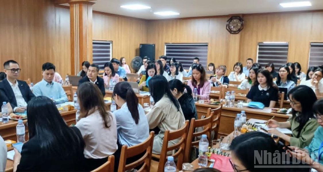 Các doanh nghiệp tham dự sự kiện đều mong muốn tỉnh nhanh chóng có giải pháp căn cơ, hiệu quả để xử lý tình trạng thiếu lao động. Các doanh nghiệp tham dự sự kiện đều mong muốn tỉnh nhanh chóng có giải pháp căn cơ, hiệu quả để xử lý tình trạng thiếu lao động.