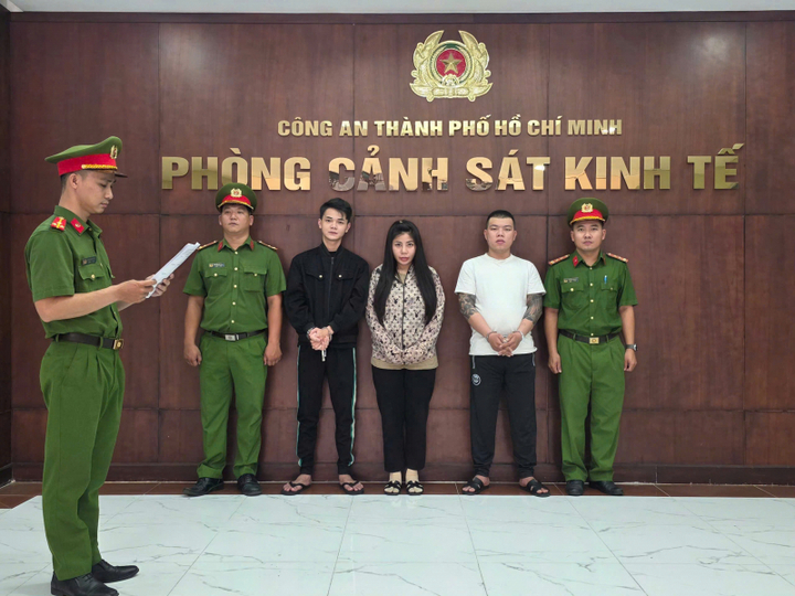 TP.HCM: Khởi tố 3 đối tượng, triệt phá đường dây mua bán khí cười quy mô hơn 10 tỷ đồng