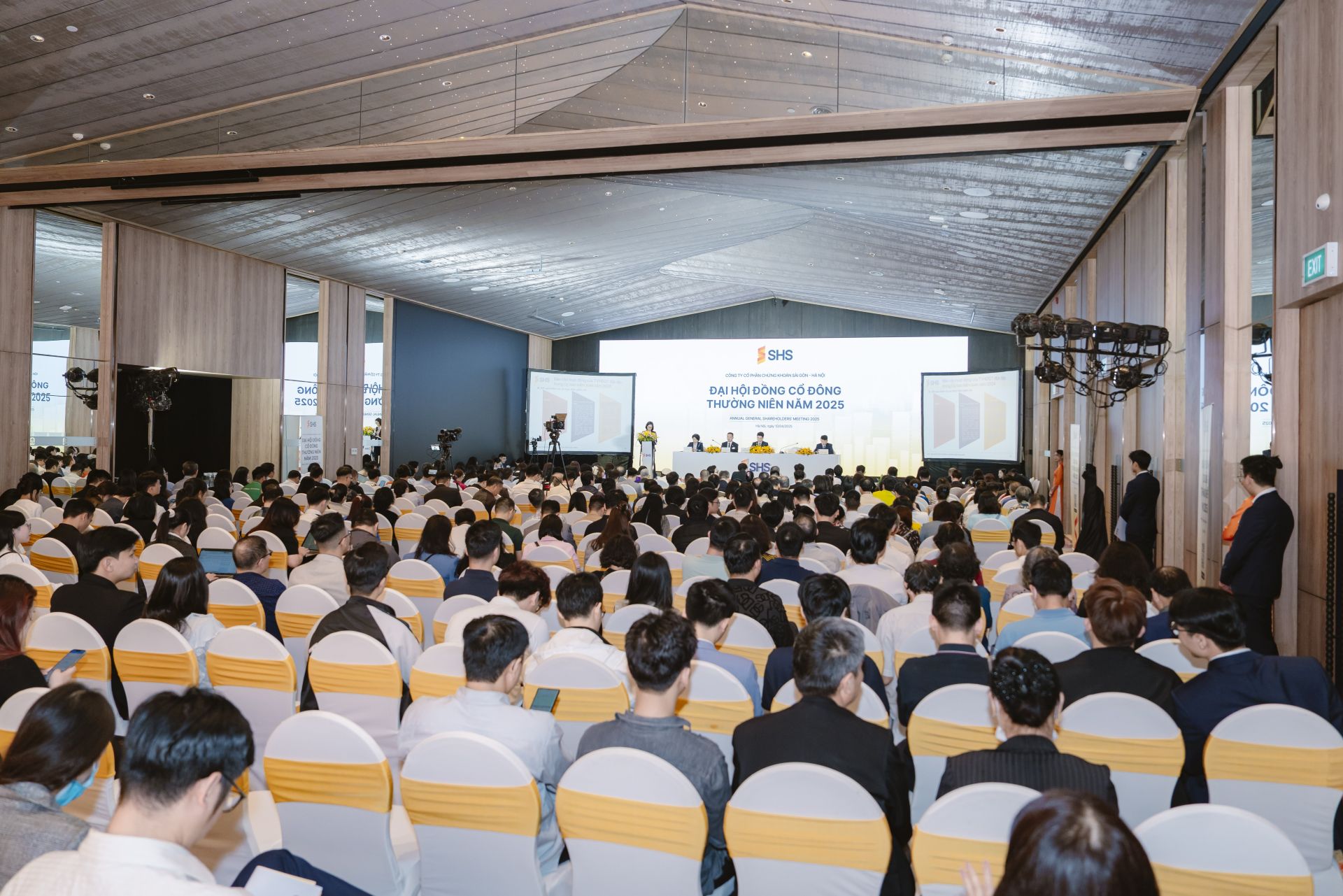 Toàn cảnh ĐHĐCĐ thường ni&ecirc;n năm 2025 của SHS. Ảnh minh họa: SHS