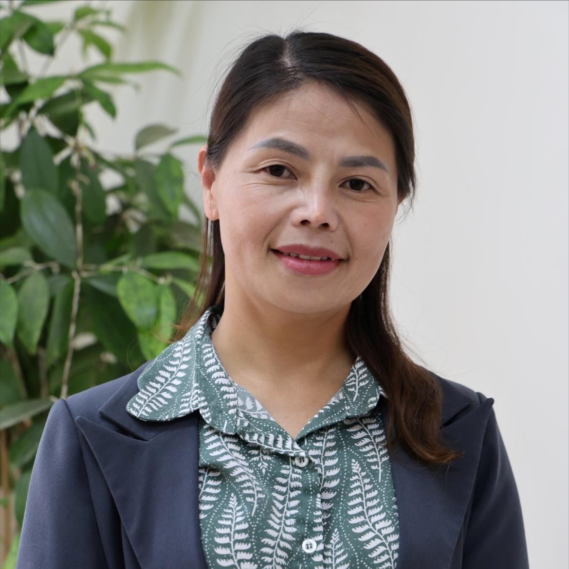 Bà Võ Thị Hoàng Yến, Phó Giám đốc Trung tâm Xúc tiến Đầu tư, Thương mại và Du lịch Lâm Đồng Bà Võ Thị Hoàng Yến, Phó Giám đốc Trung tâm Xúc tiến Đầu tư, Thương mại và Du lịch Lâm Đồng