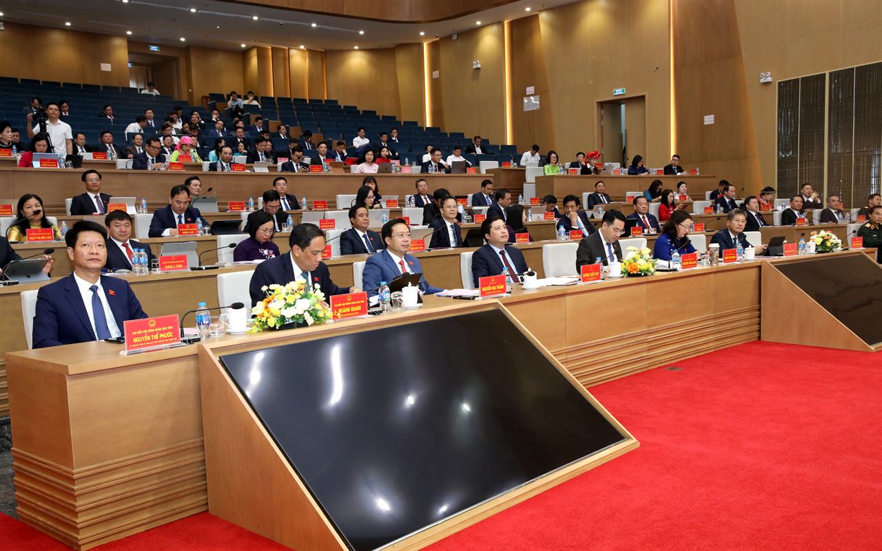 Đại biểu dự Kỳ họpthứ nhất - HĐND tỉnh L&agrave;o Cai kh&oacute;a XVII