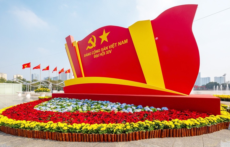 Nền chính trị- tư tưởng, nền thể chế và nền quản trị không đứng ngoài tăng trưởng, mà chính là điều kiện để tăng trưởng diễn ra một cách bền vững và có chất lượng Nền chính trị- tư tưởng, nền thể chế và nền quản trị không đứng ngoài tăng trưởng, mà chính là điều kiện để tăng trưởng diễn ra một cách bền vững và có chất lượng