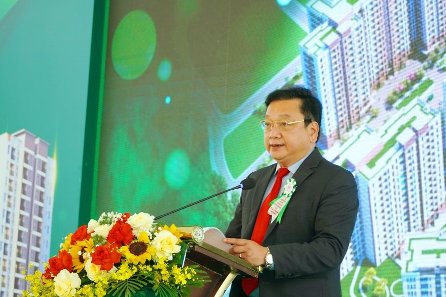 Ph&oacute; Chủ tịch UBND tỉnh H&agrave; Tĩnh Hồ Huy Th&agrave;nh ph&aacute;t biểu tại buổi lễ