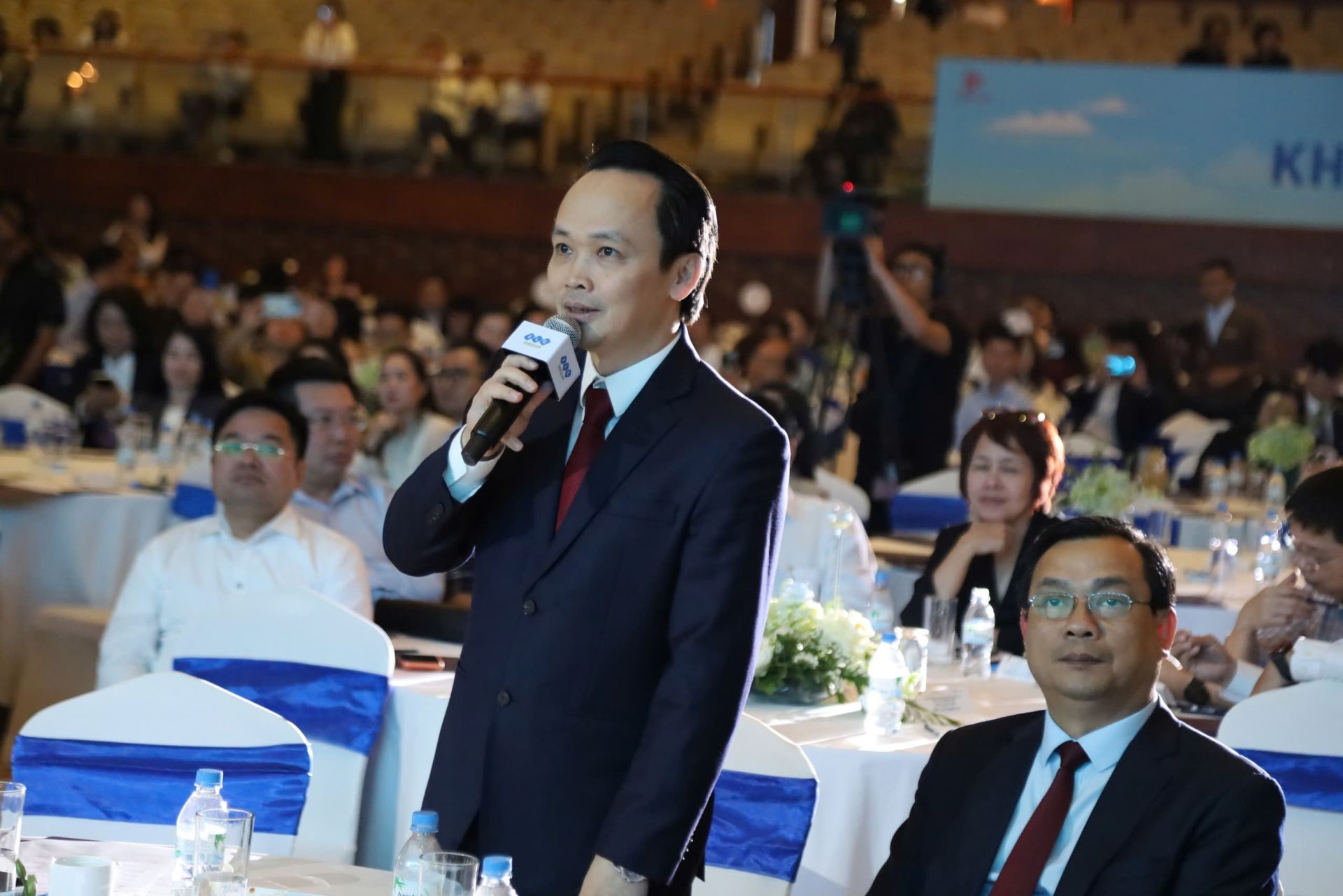 &Ocirc;ng Trịnh Văn Quyết, Chủ tịch Tập đo&agrave;n FLC