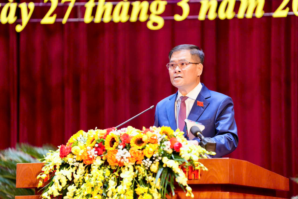 &Ocirc;ng B&ugrave;i Văn Khắng, Ph&oacute; B&iacute; thư Tỉnh ủy, Chủ tịch UBND tỉnh Quảng Ninh kh&oacute;a XV, nhiệm kỳ 2026-2031 ph&aacute;t biểu nhận nhiệm vụ tại kỳ họp