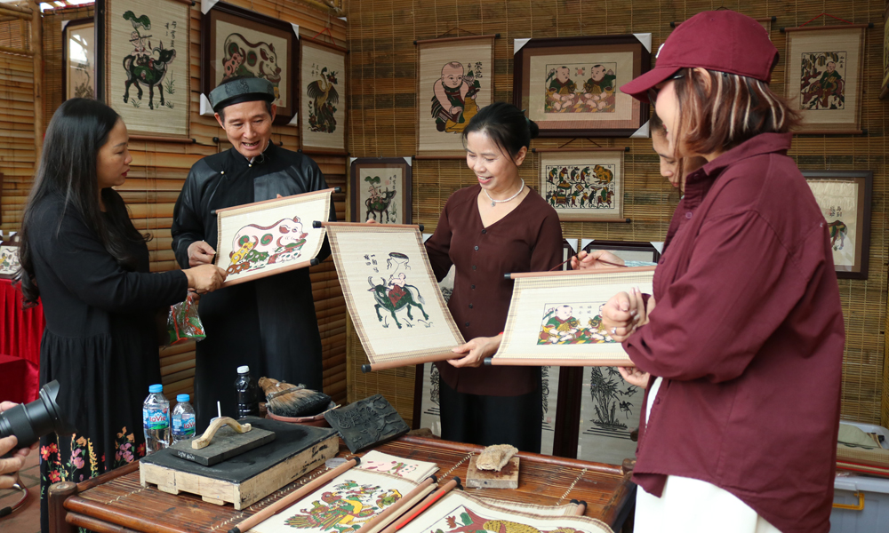 Bắc Ninh: Triển lãm tác phẩm tiêu biểu của bốn dòng tranh dân gian Việt Nam