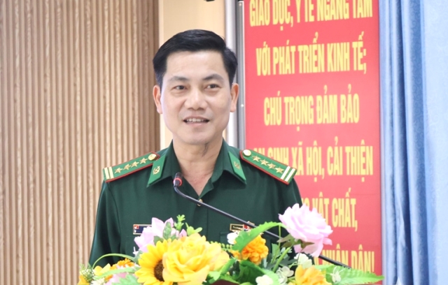Đại tá Hoàng Văn Mẫn, Chính ủy Ban chỉ huy BĐBP TP, Đà Nẵng phát biểu tại hội nghị. Đại tá Hoàng Văn Mẫn, Chính ủy Ban chỉ huy BĐBP TP, Đà Nẵng phát biểu tại hội nghị.