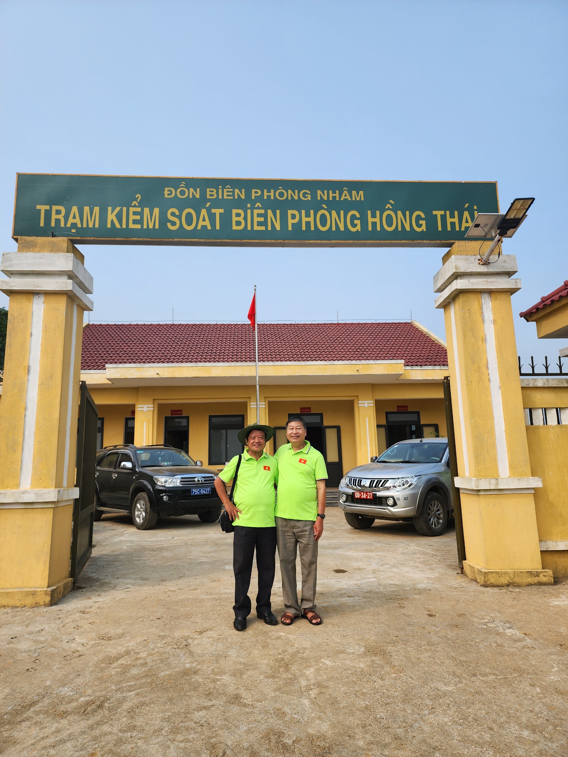 Chuyến đi thực tế A Lưới với nguyên Trưởng Ban Tuyên giáo tỉnh Thừa Thiên Huế Nguyễn Thái Sơn Chuyến đi thực tế A Lưới với nguyên Trưởng Ban Tuyên giáo tỉnh Thừa Thiên Huế Nguyễn Thái Sơn