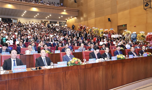 Đại biểu l&atilde;nh đạo, quan kh&aacute;ch dự Hội nghị.