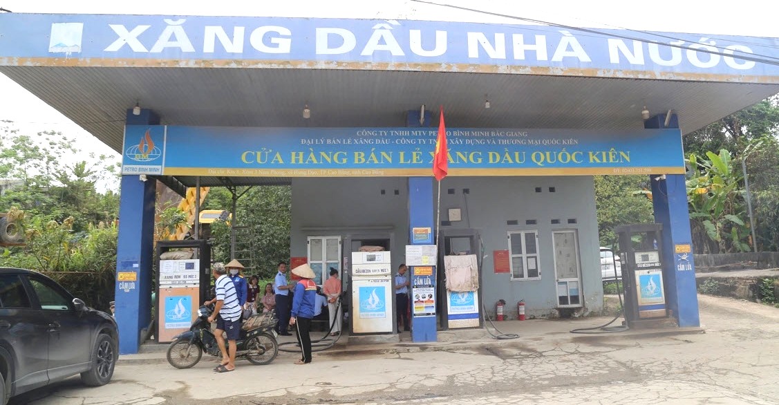 Cao Bằng: Xử phạt cửa hàng xăng dầu vi phạm trong hoạt động kinh doanh