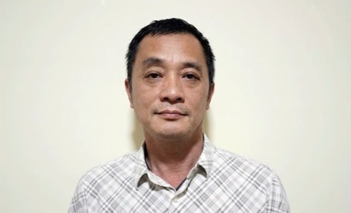 Tráo mẫu quặng, hối lộ hơn 8,5 tỷ đồng để xuất lậu gần 28.000 tấn titan sang Trung Quốc