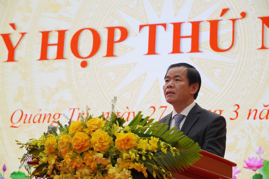 Bí thư Tỉnh ủy Nguyễn Văn Phương phát biểu tại kỳ họp Bí thư Tỉnh ủy Nguyễn Văn Phương phát biểu tại kỳ họp