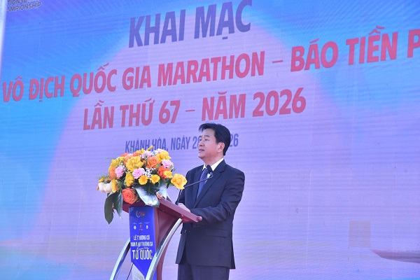 &Ocirc;ng Nguyễn Long Bi&ecirc;n - Ph&oacute; Chủ tịch Thường trực UBND tỉnh Kh&aacute;nh H&ograve;a ph&aacute;t biểu