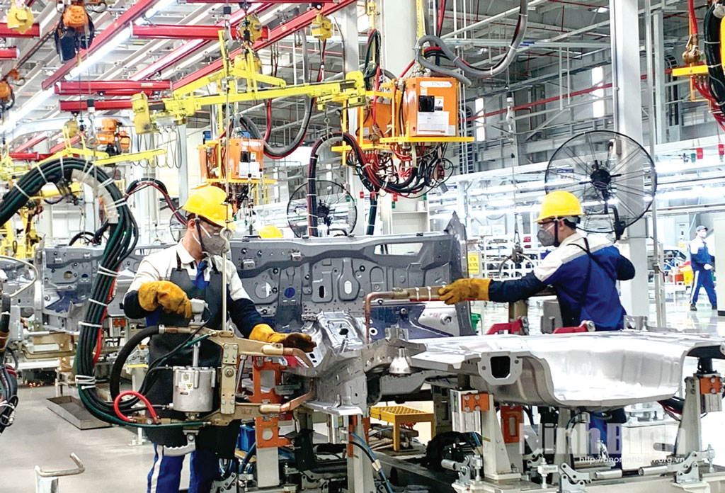 Cộng đồng doanh nghiệp quyết t&acirc;m thực hiện mục ti&ecirc;u tăng trưởng kinh tế