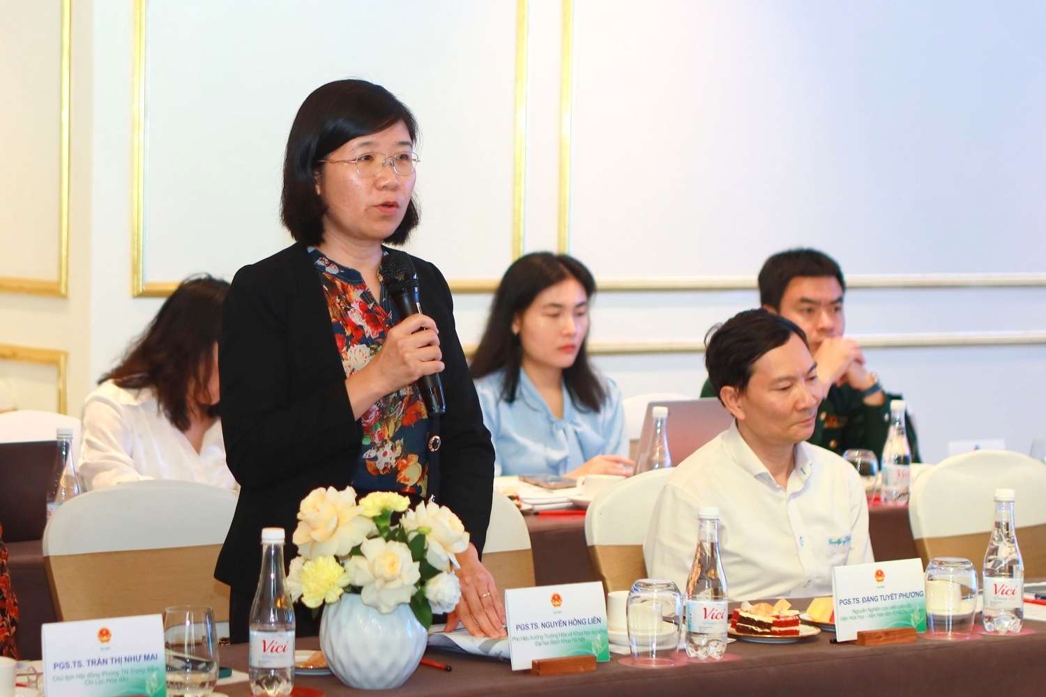 PGS.TS Nguyễn Hồng Liên - Phó Hiệu trưởng Trường Hóa và Khoa học Sự sống (Đại học Bách khoa Hà Nội) đánh giá công trình đã cho thấy sự sáng tạo, thích ứng, trình độ và việc làm chủ công nghệ của đội ngũ những người thực hiện thuộc BSR PGS.TS Nguyễn Hồng Liên - Phó Hiệu trưởng Trường Hóa và Khoa học Sự sống (Đại học Bách khoa Hà Nội) đánh giá công trình đã cho thấy sự sáng tạo, thích ứng, trình độ và việc làm chủ công nghệ của đội ngũ những người thực hiện thuộc BSR