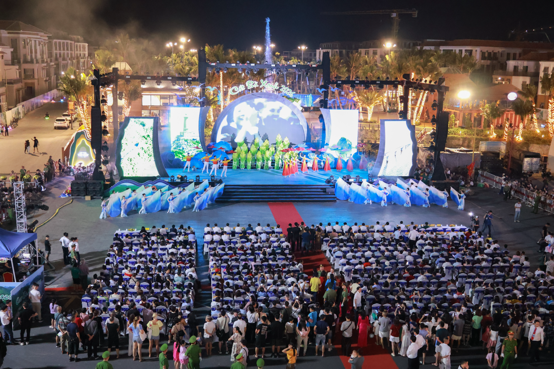 Quang cảnh chương trình “Cát Bà xanh” – khai mạc du lịch Cát Bà năm 2026. Quang cảnh chương trình “Cát Bà xanh” – khai mạc du lịch Cát Bà năm 2026.