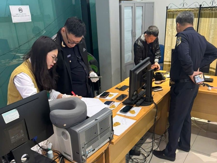 Tình trạng nhập lậu, vận chuyển vàng trái phép có dấu hiệu gia tăng