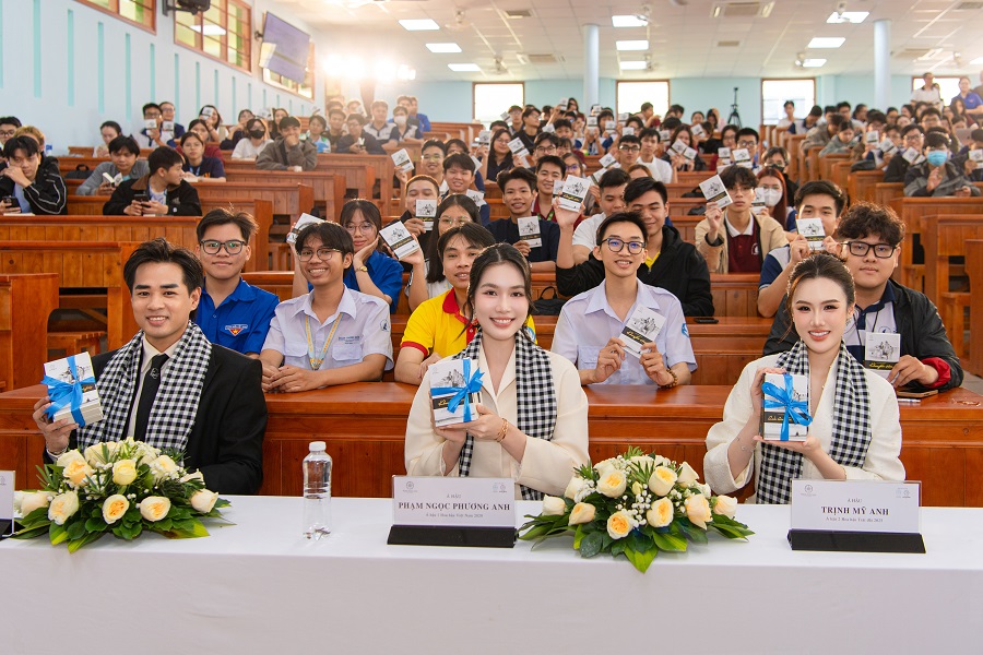 Các nghệ sĩ trẻ đồng hành cùng Hành trình Từ Trái Tim, lan tỏa chí lớn cho thế hệ mới