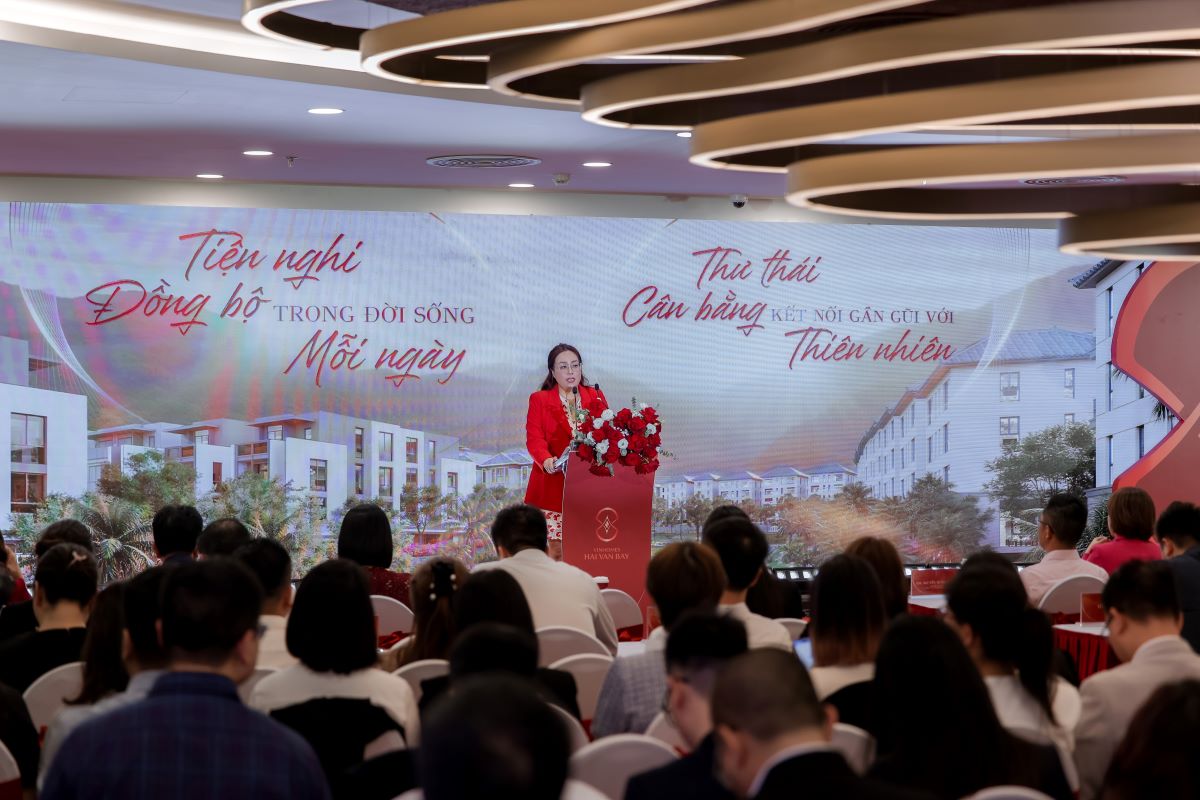 Sự kiện khai trương VPBH Vinhomes Hải Vân Bay khẳng định cách làm chuyên nghiệp, bài bản của chủ đầu tư khi mở ra kênh kết nối trực tiếp, minh bạch với khách hàng Sự kiện khai trương VPBH Vinhomes Hải Vân Bay khẳng định cách làm chuyên nghiệp, bài bản của chủ đầu tư khi mở ra kênh kết nối trực tiếp, minh bạch với khách hàng