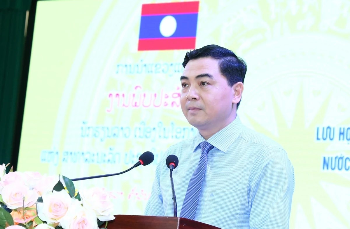 Chủ tịch UBND tỉnh Nguyễn Hoài Anh phát biểu tại buổi gặp mặt. Chủ tịch UBND tỉnh Nguyễn Hoài Anh phát biểu tại buổi gặp mặt.