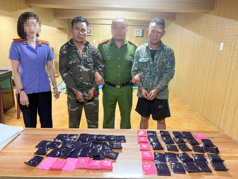 Sơn La: Phát hiện, bắt giữ 2 vụ vận chuyển trên 72.000 viên ma tuý qua biên giới