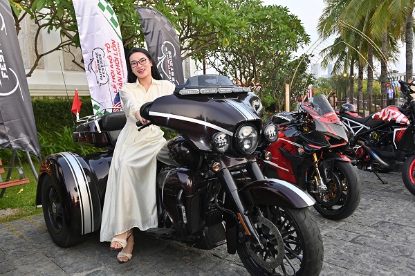 Mo t&ocirc; của c&aacute;c Biker tới dự họp b&aacute;o