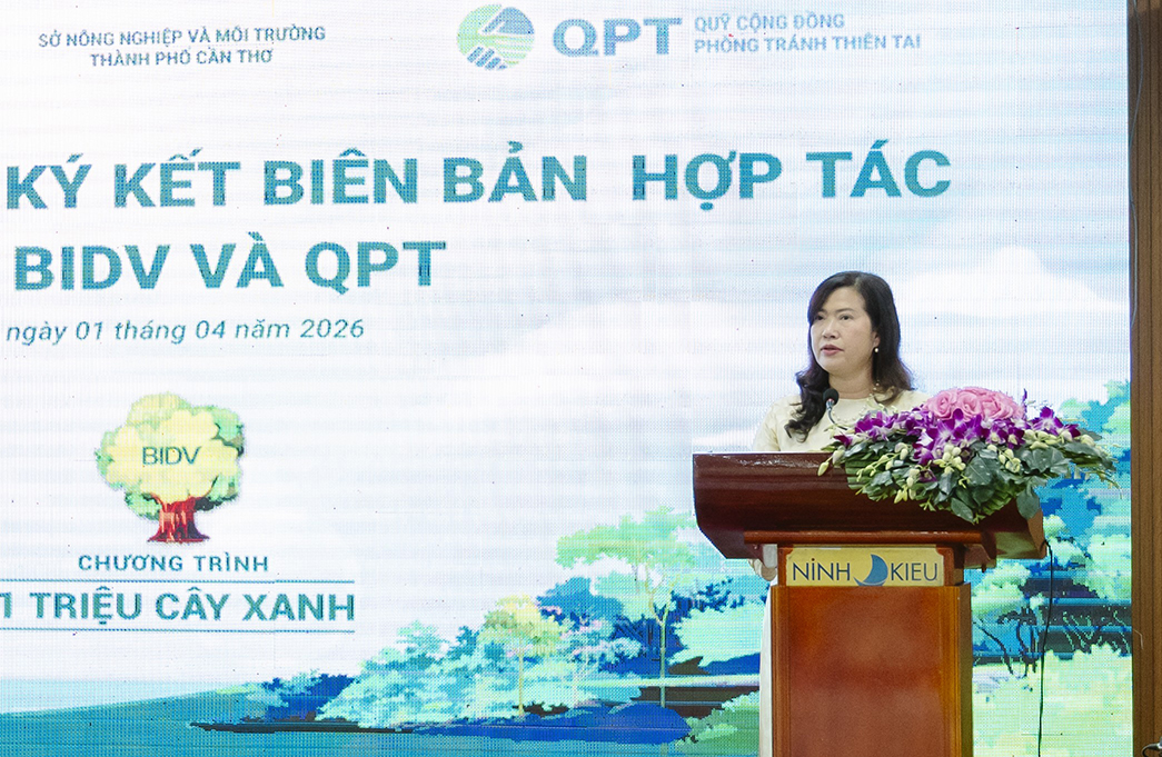 B&agrave; Nguyễn Thị Ngọc Diệp - Ph&oacute; Chủ tịch UBND th&agrave;nh phố Cần Thơ - ph&aacute;t biểu tại Lễ k&yacute; kết