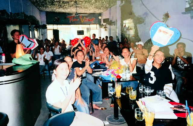 Một đ&ecirc;m nhạc Trịnh tại qu&aacute;n caf&eacute; Thu V&agrave;ng.