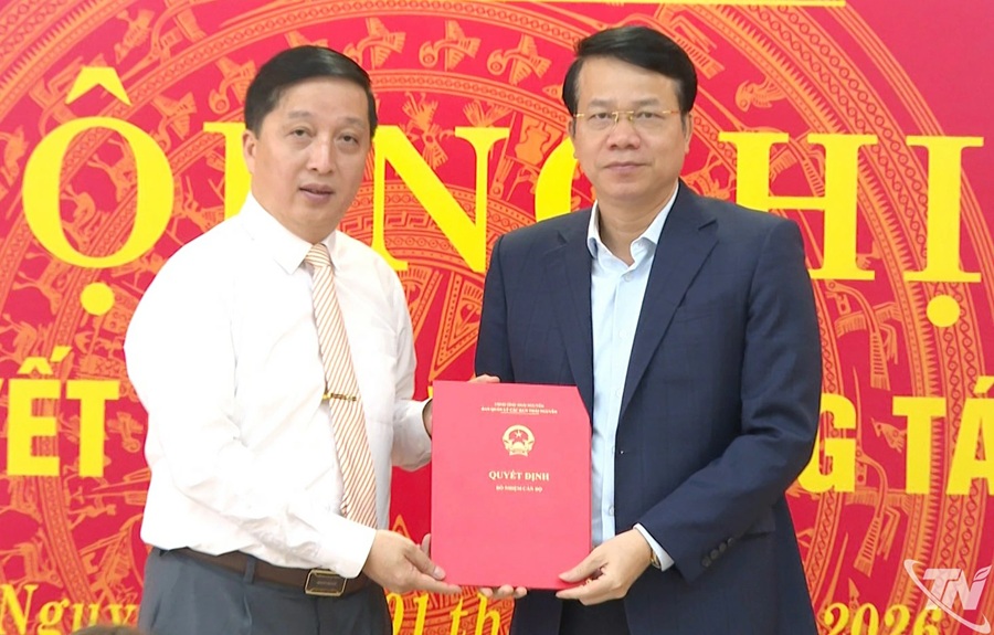 Công bố Quyết định bổ nhiệm Trưởng Ban Quản lý các khu công nghiệp tỉnh Thái Nguyên