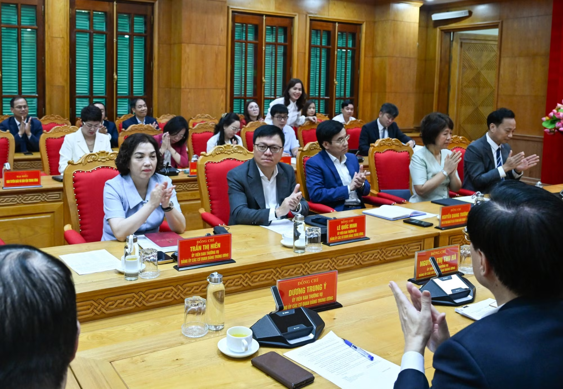 C&aacute;c đại biểu dự hội nghị.