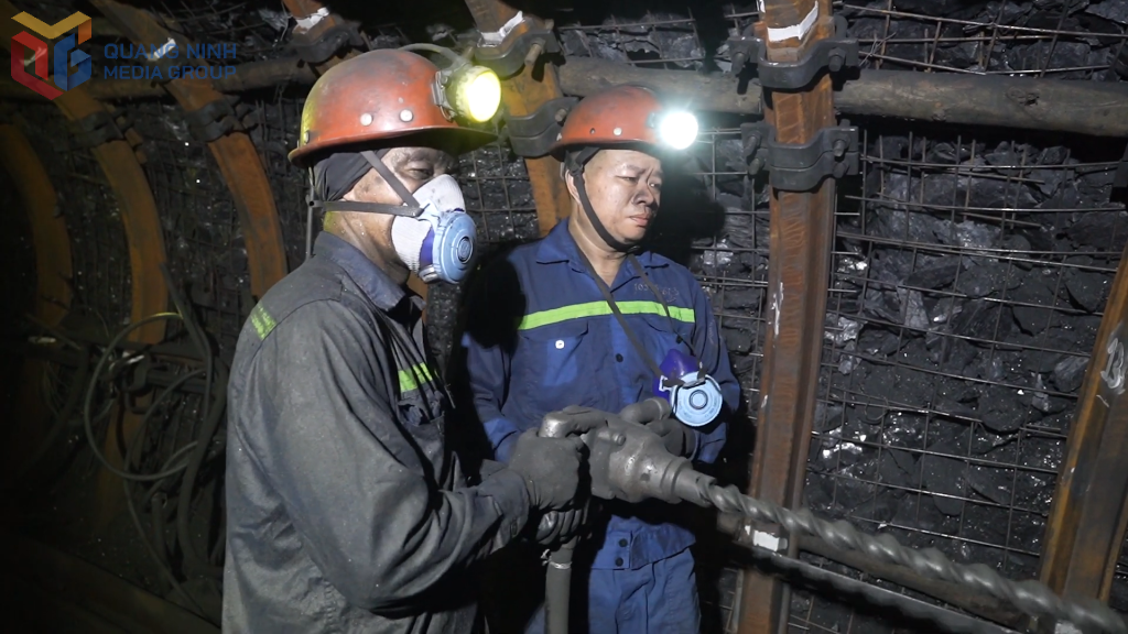 Ưu tiên cấp điện cho ngành than