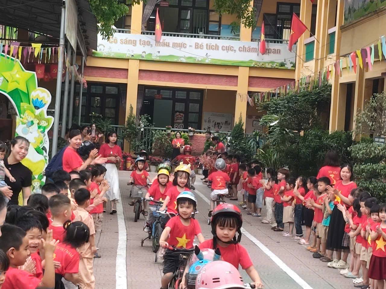 Một số hình ảnh tại chương trình Một số hình ảnh tại chương trình