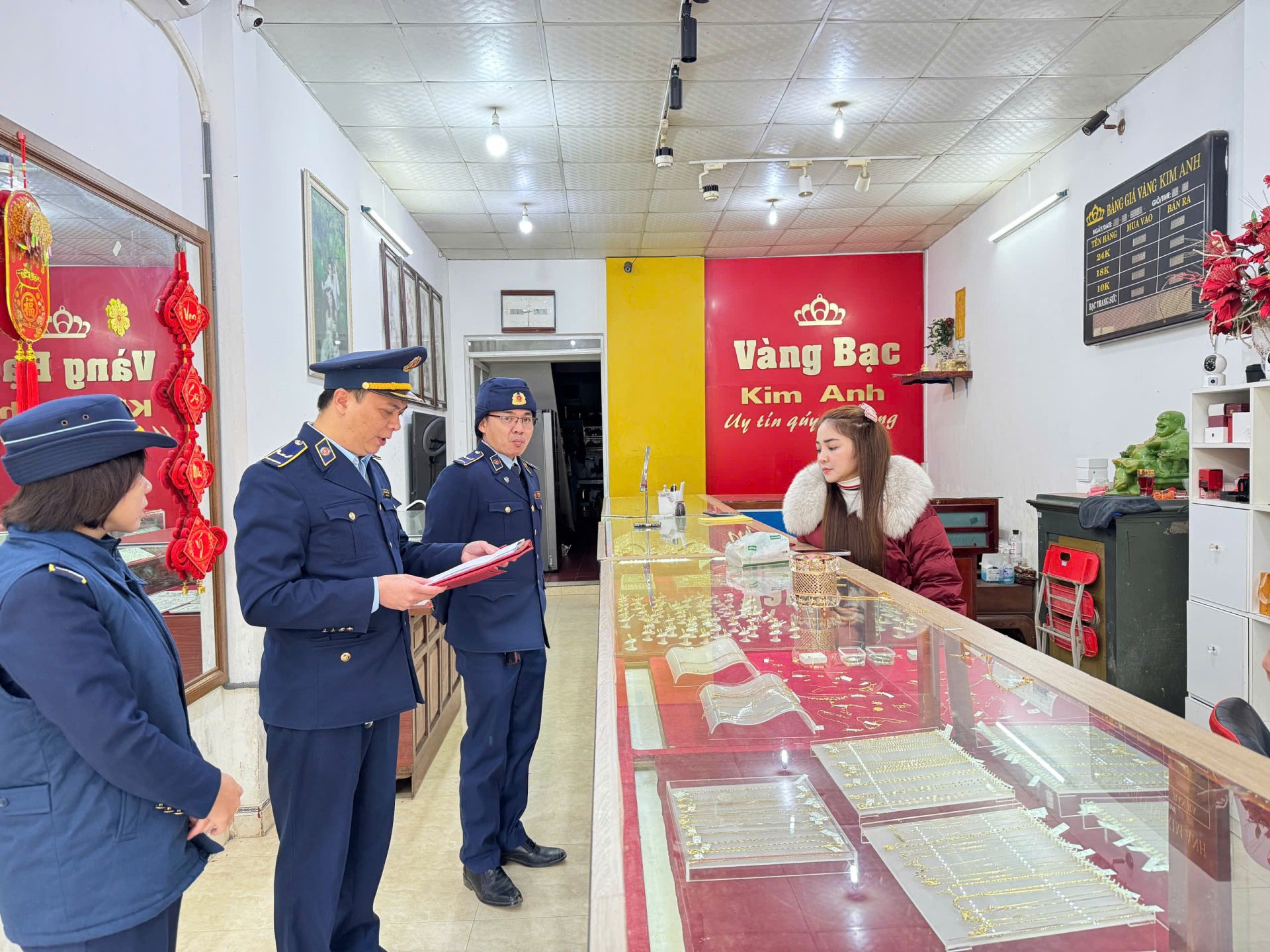 Tuyên Quang: Giữ vững ổn định thị trường quý I, đẩy mạnh ứng dụng số phòng chống gian lận