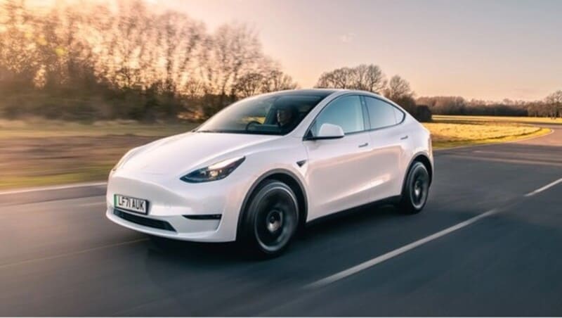 Tesla dự kiến sản xuất mẫu xe Model Y phiên bản hybrid