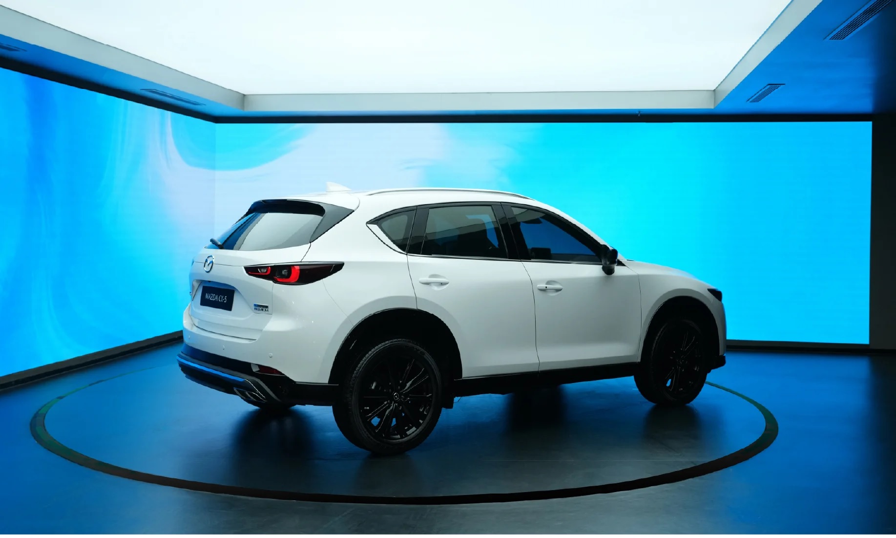 Mazda CX-5 &ndash; biểu tượng th&agrave;nh c&ocirc;ng về doanh số.