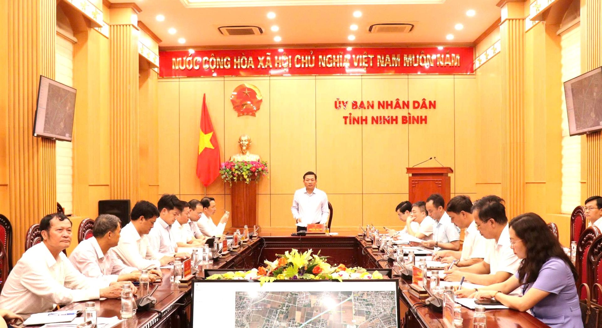 Ninh Bình: Tập trung tháo gỡ vướng mắc, đẩy nhanh tiến độ các dự án giao thông trọng điểm