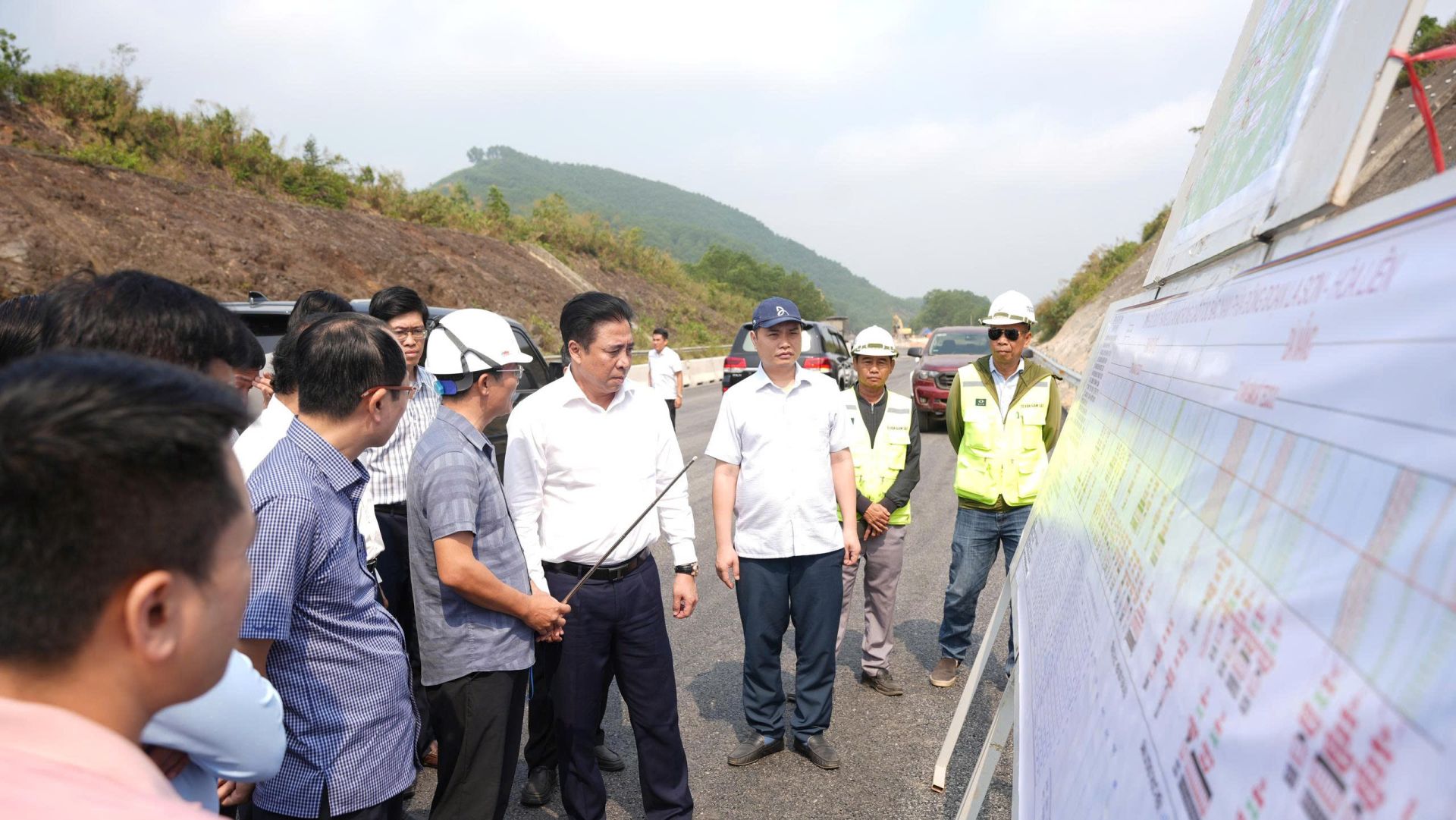 tại dự &aacute;n đường cao tốc