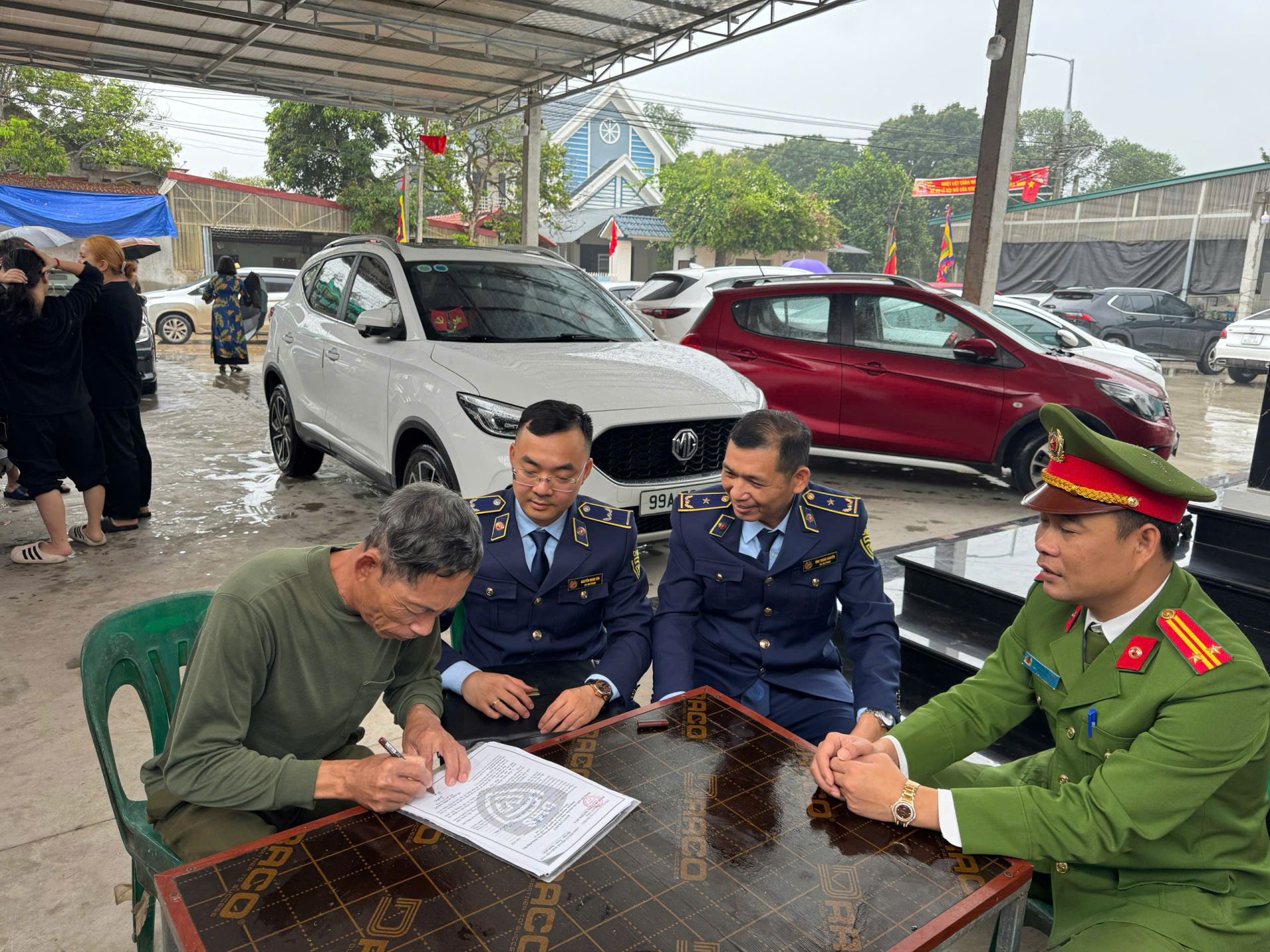 Bắc Ninh: Thu nộp ngân sách hơn 10 tỷ đồng từ xử lý vi phạm thị trường quý I/2026