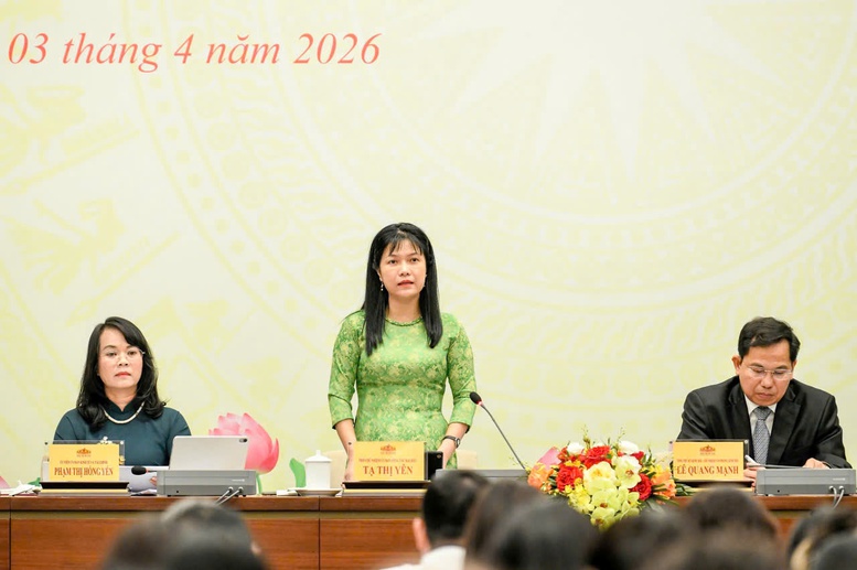 B&agrave; Tạ Thị Y&ecirc;n - Ph&oacute; Chủ nhiệm Ủy ban C&ocirc;ng t&aacute;c đại biểu Quốc hội th&ocirc;ng tin về c&ocirc;ng t&aacute;c nh&acirc;n sự - Ảnh: VGP/Nhật Bắc