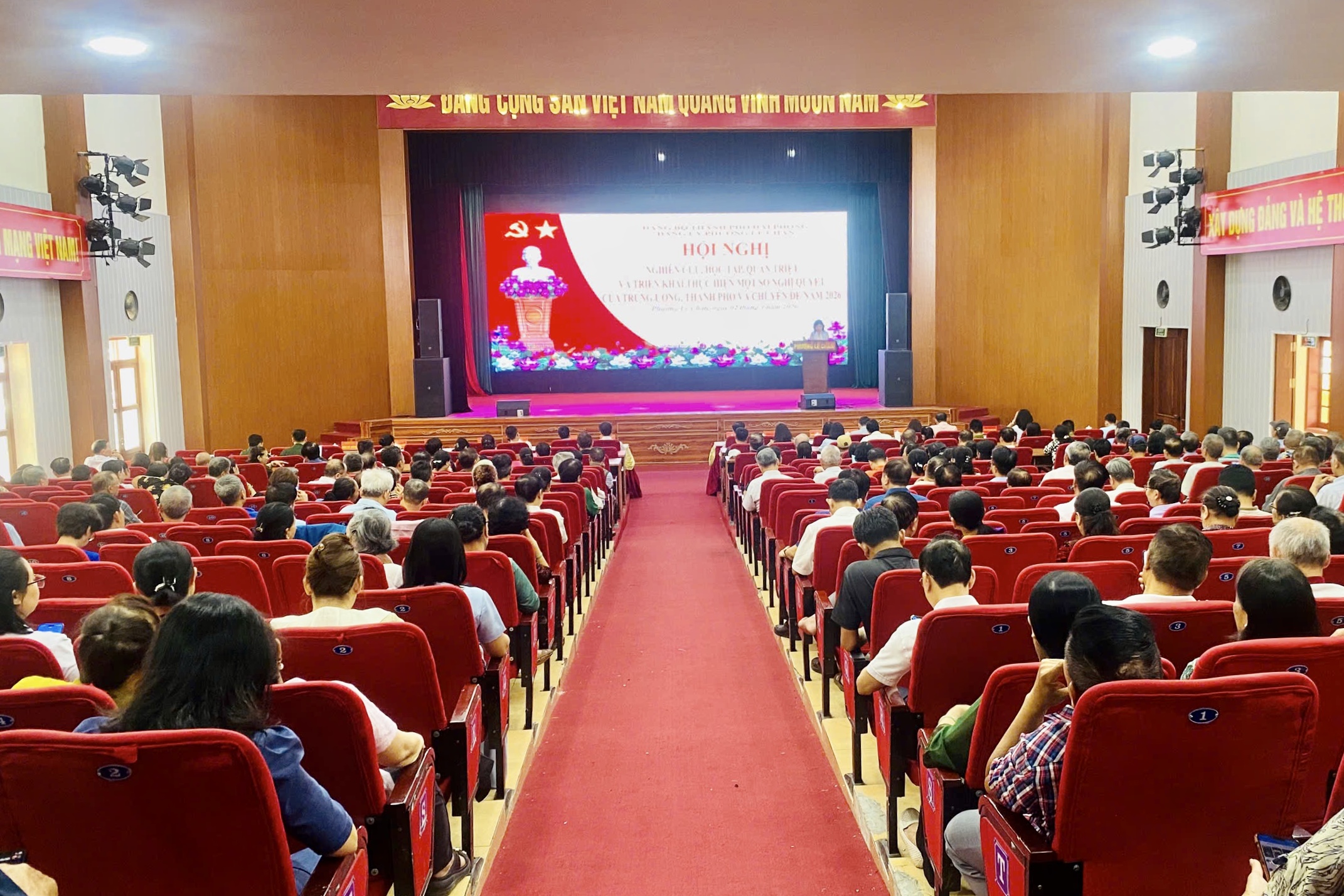 Phường Lê Chân học tập, quán triệt và triển khai thực hiện một số Nghị quyết của Trung ương, thành phố