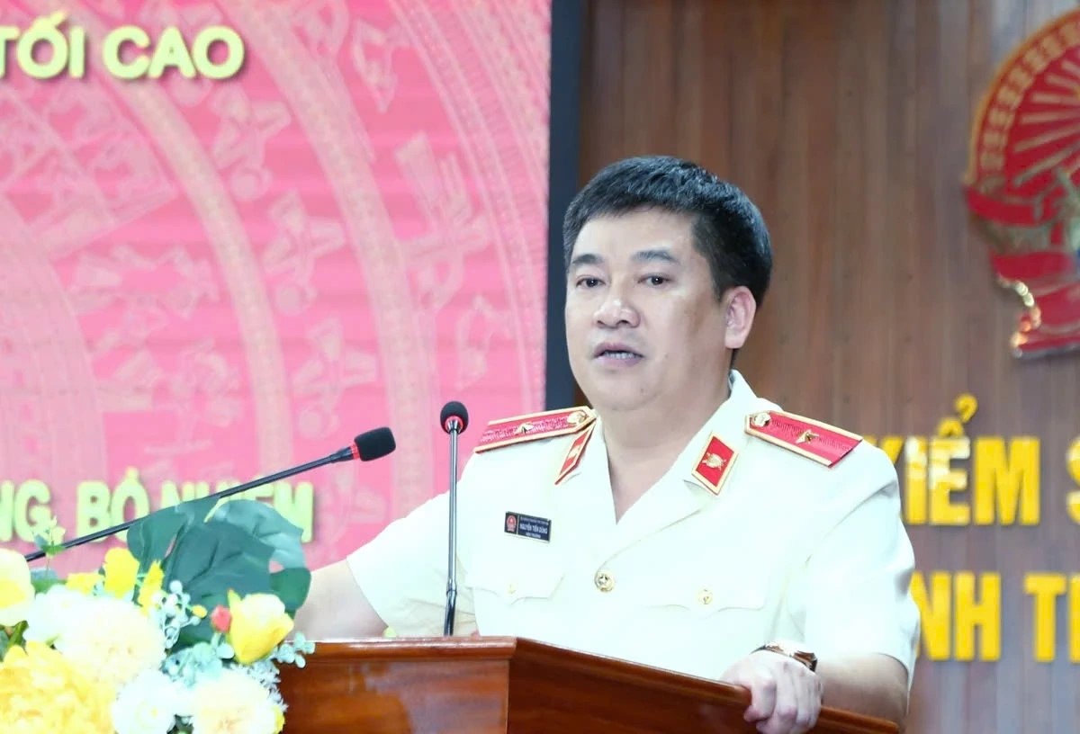 Công bố và trao Quyết định điều động, bổ nhiệm Viện trưởng Viện Kiểm sát Nhân dân tỉnh Thanh Hóa