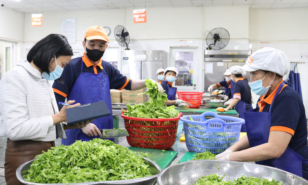 Bắc Ninh: Kiểm tra đột xuất các bếp ăn tập thể