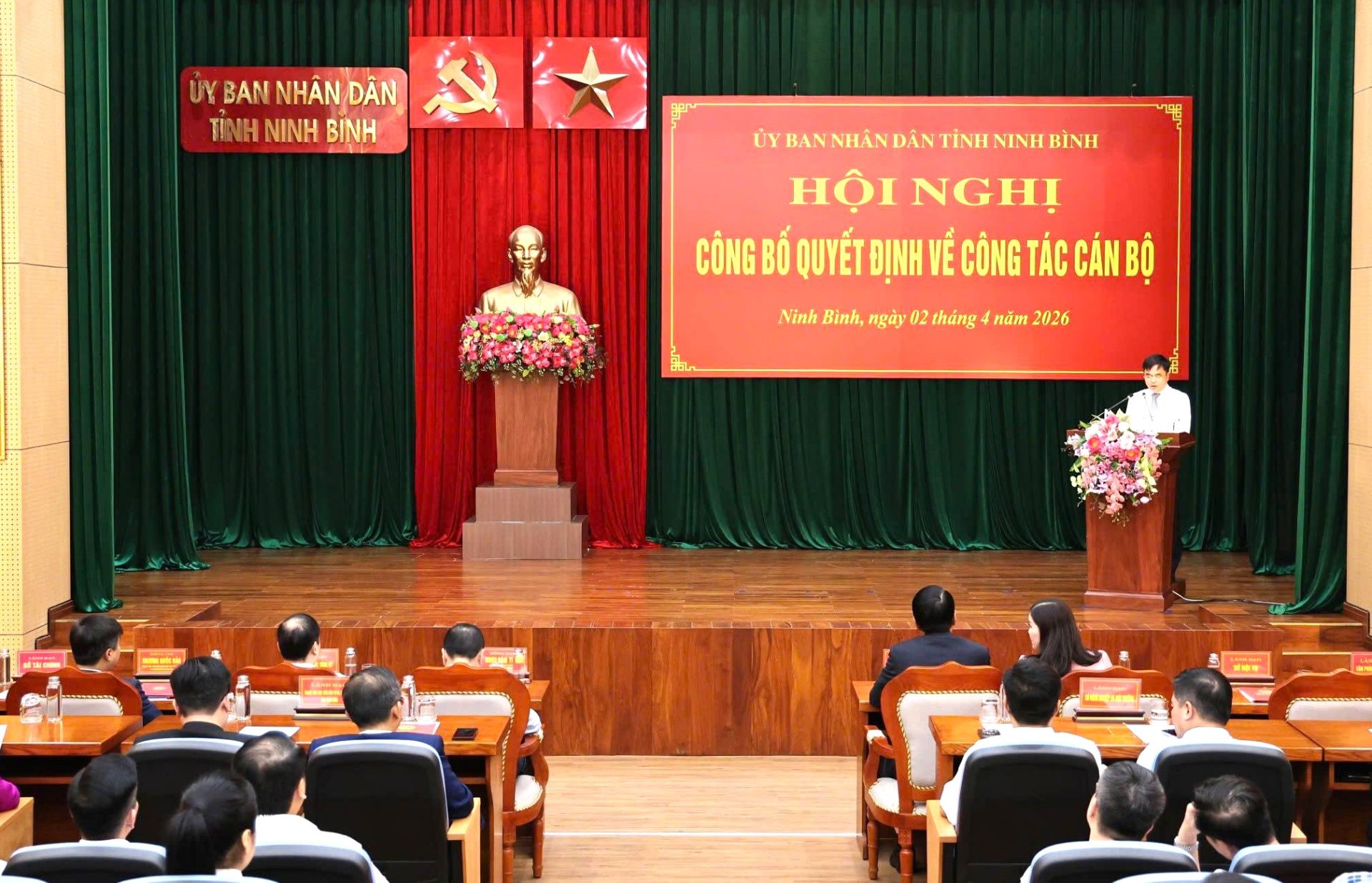 Quang cảnh hội nghị