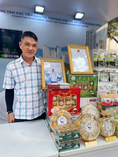 Sản phẩm OCOP của Kh&aacute;nh H&ograve;a trưng b&agrave;y tại tại gian h&agrave;ng của Trung t&acirc;m X&uacute;c tiến Đầu tư, Thương mại, Du lịch Kh&aacute;nh H&ograve;a