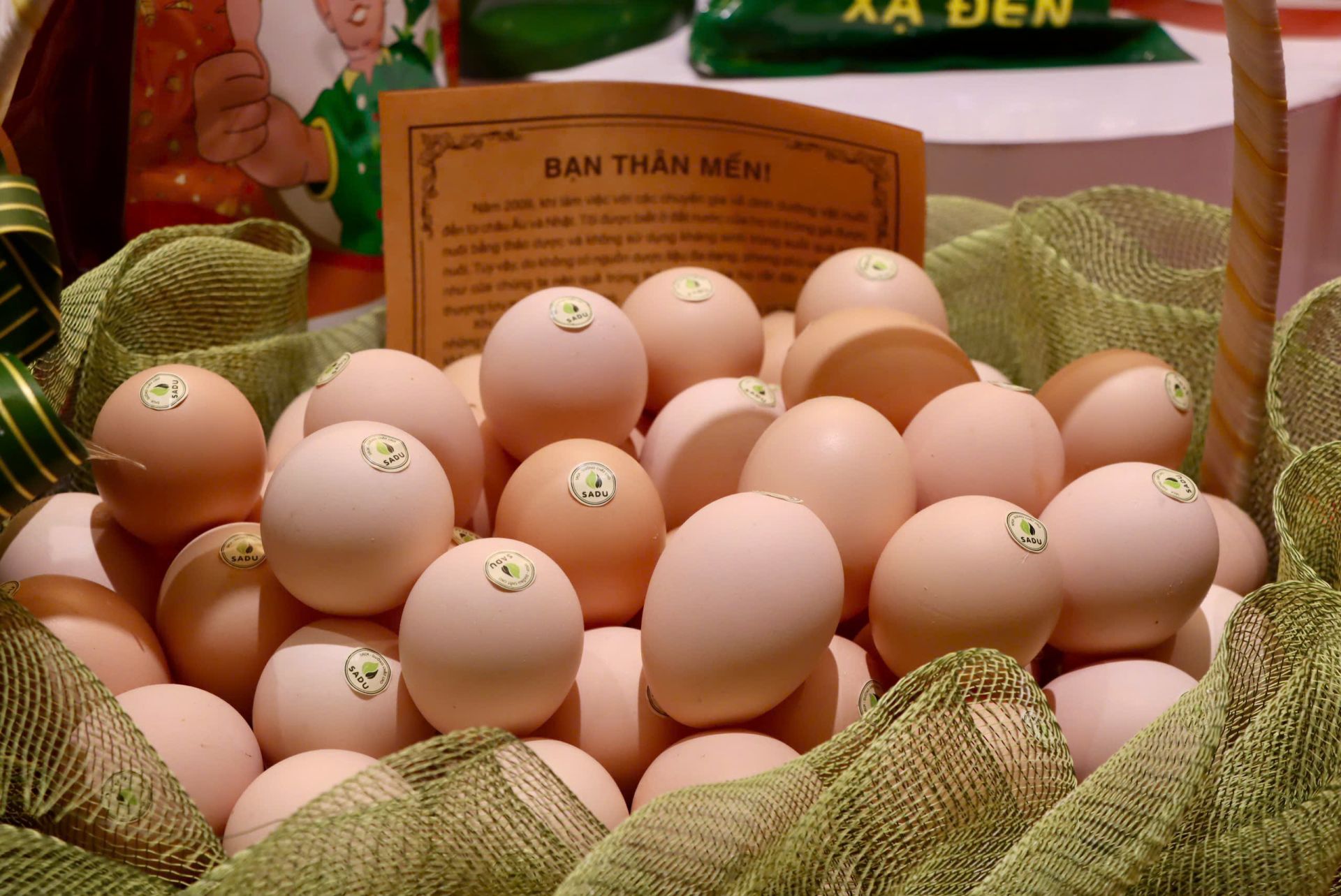 Sản phẩm trứng g&agrave; mang thương hiệu Sadu của C&ocirc;ng ty Cổ phần N&ocirc;ng nghiệp c&ocirc;ng nghệ cao Thăng Long